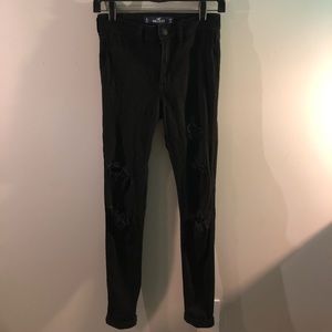 NEW Hollister black ripped jeggings